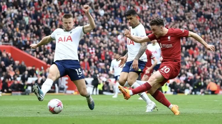 Reds rise to fifth