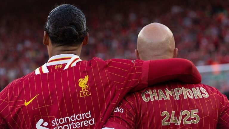 Liverpool players say their goodbyes to Arne Slot