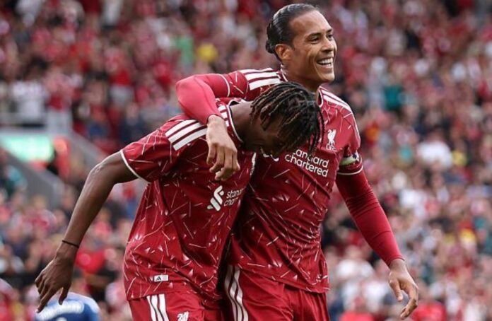 Jeremy Jacquet and Virgil van Dijk