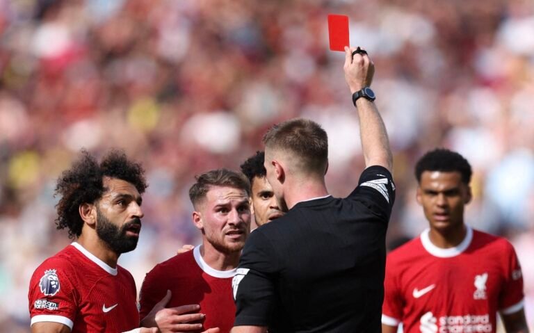 Red card for Mac Allister